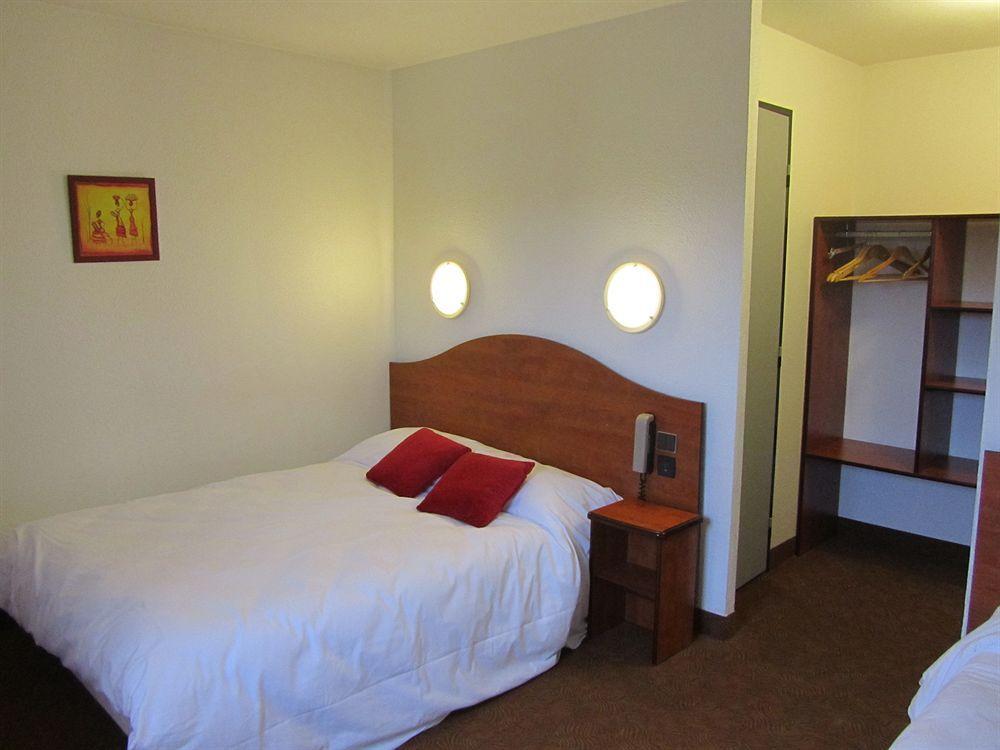 B&B Hotel Angers Parc Expos Верьер-ан-Анжу Экстерьер фото