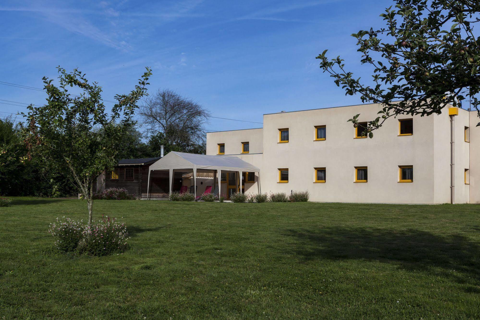 B&B Hotel Angers Parc Expos Верьер-ан-Анжу Экстерьер фото