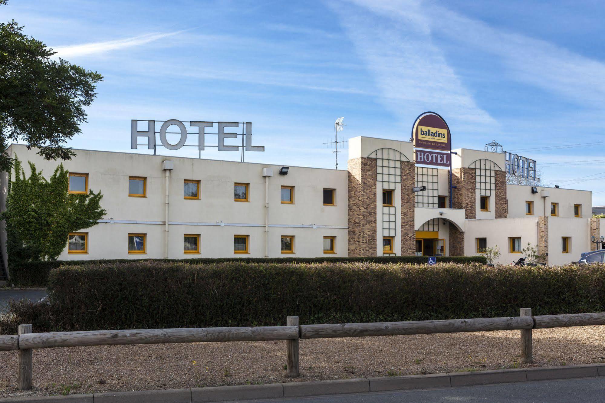 B&B Hotel Angers Parc Expos Верьер-ан-Анжу Экстерьер фото